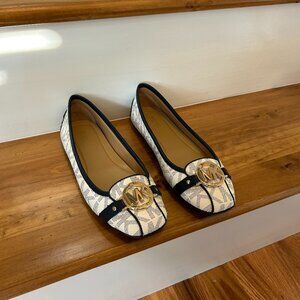 Michael Kohrs Flats